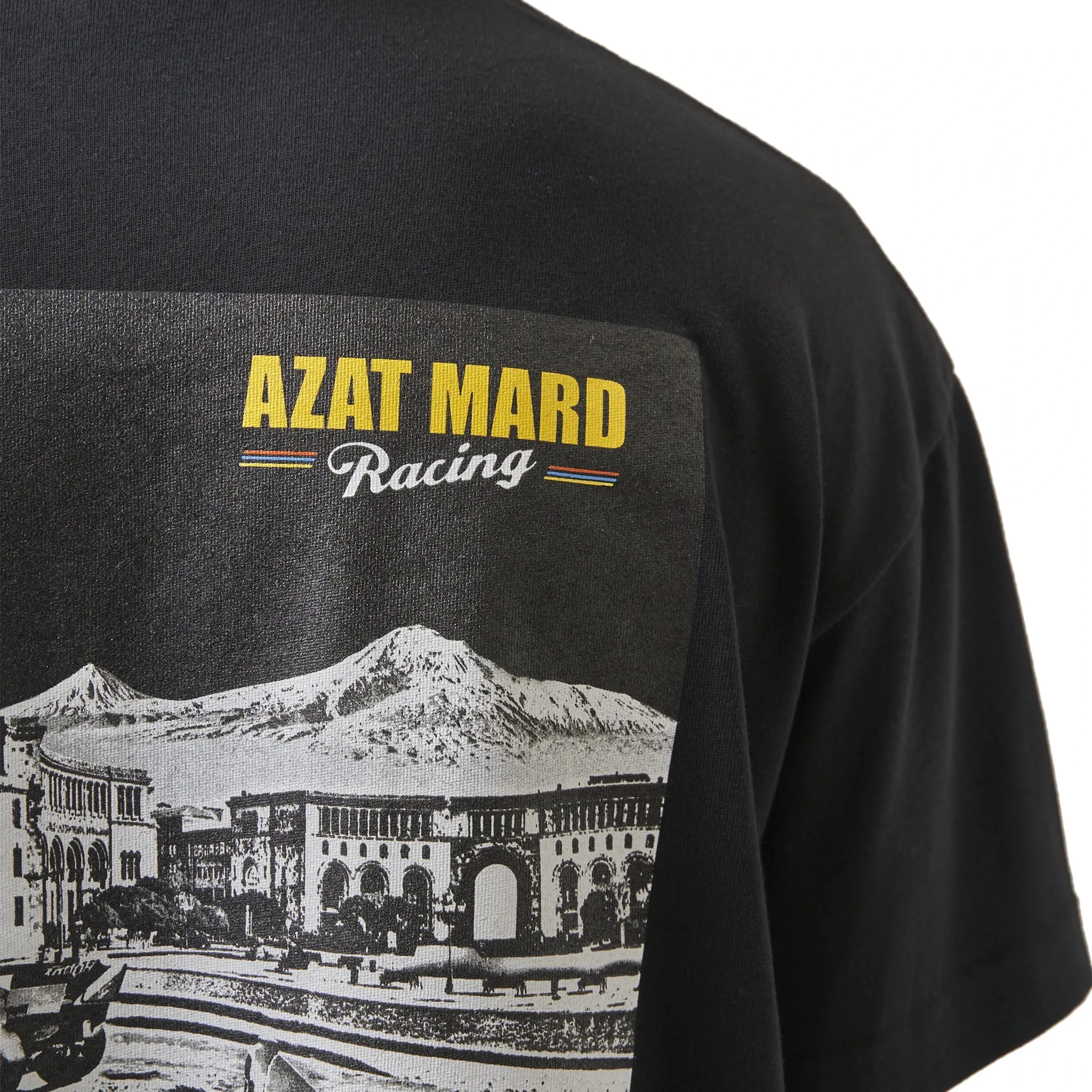 Azat Mard Yerevan Racing T-Shirt - Stylish Black Design for Racing Enthusiasts