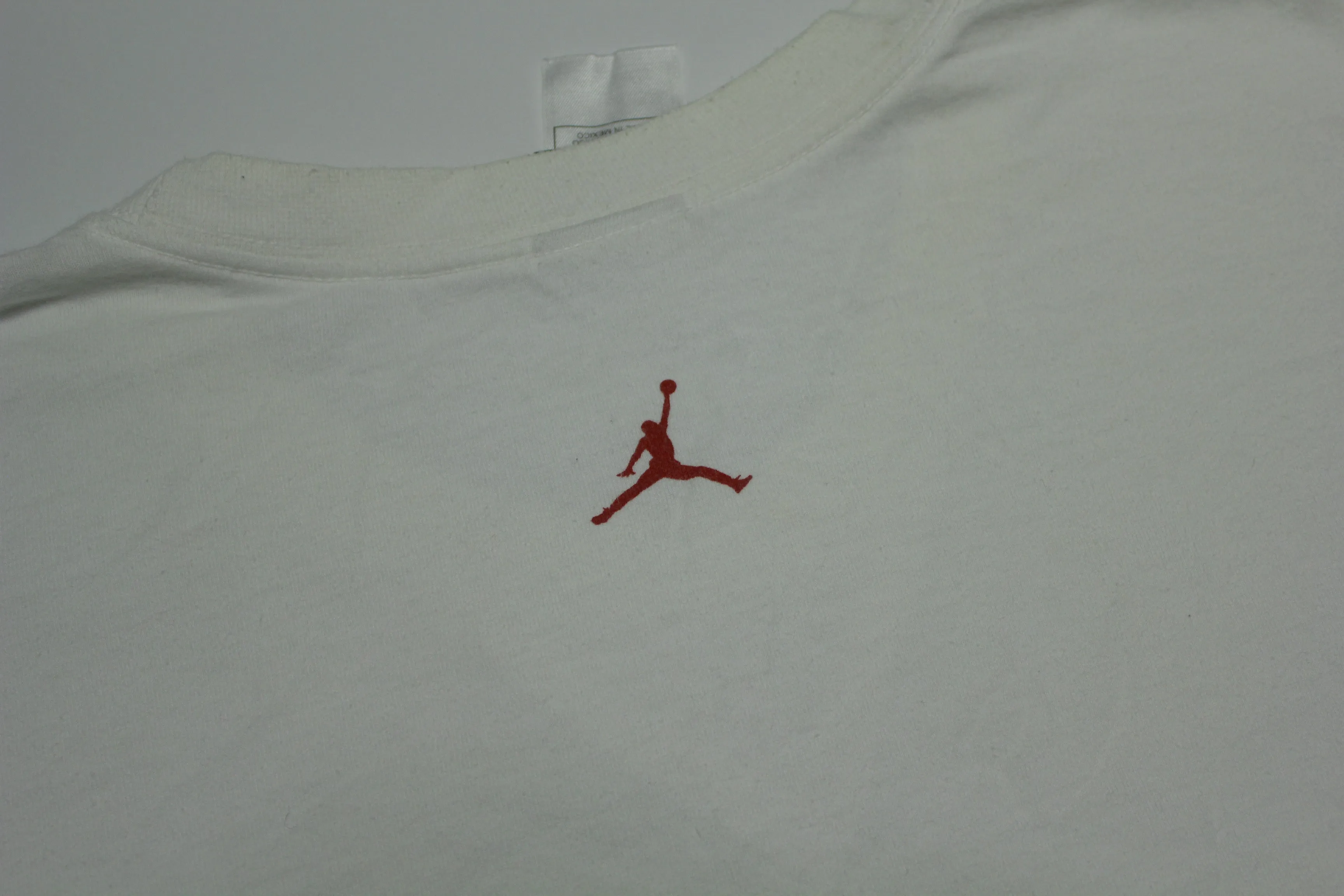 Giant Silhouette Air Jordan Y2K Vintage Michael 2000s Tag T-Shirt