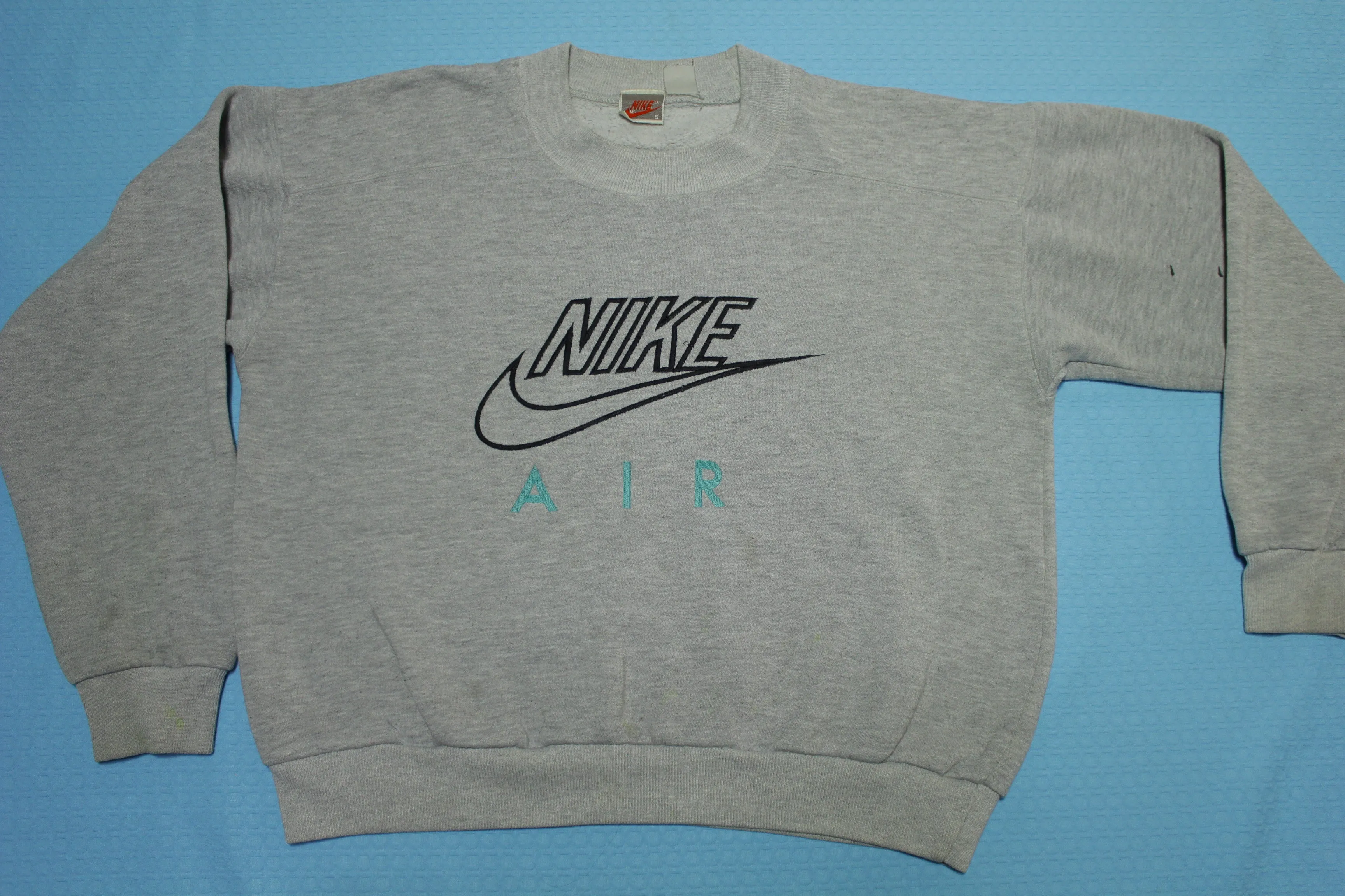 Nike Air Embroidered Vintage 80's 90's Gray Tag Crewneck Sweatshirt