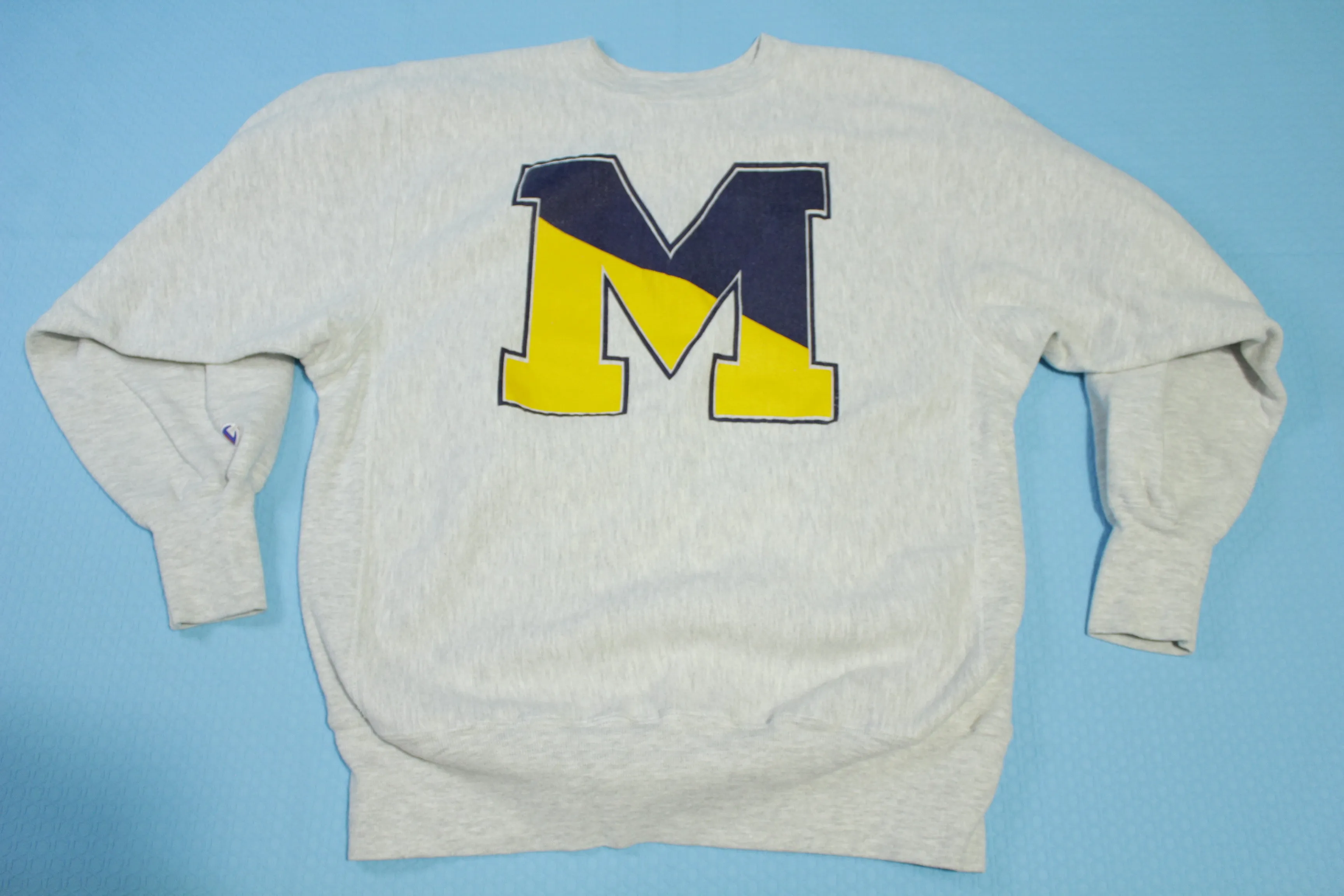 University of Michigan Wolverines Vintage Champion 90's Reverse Weave Crewneck Sweatshirt